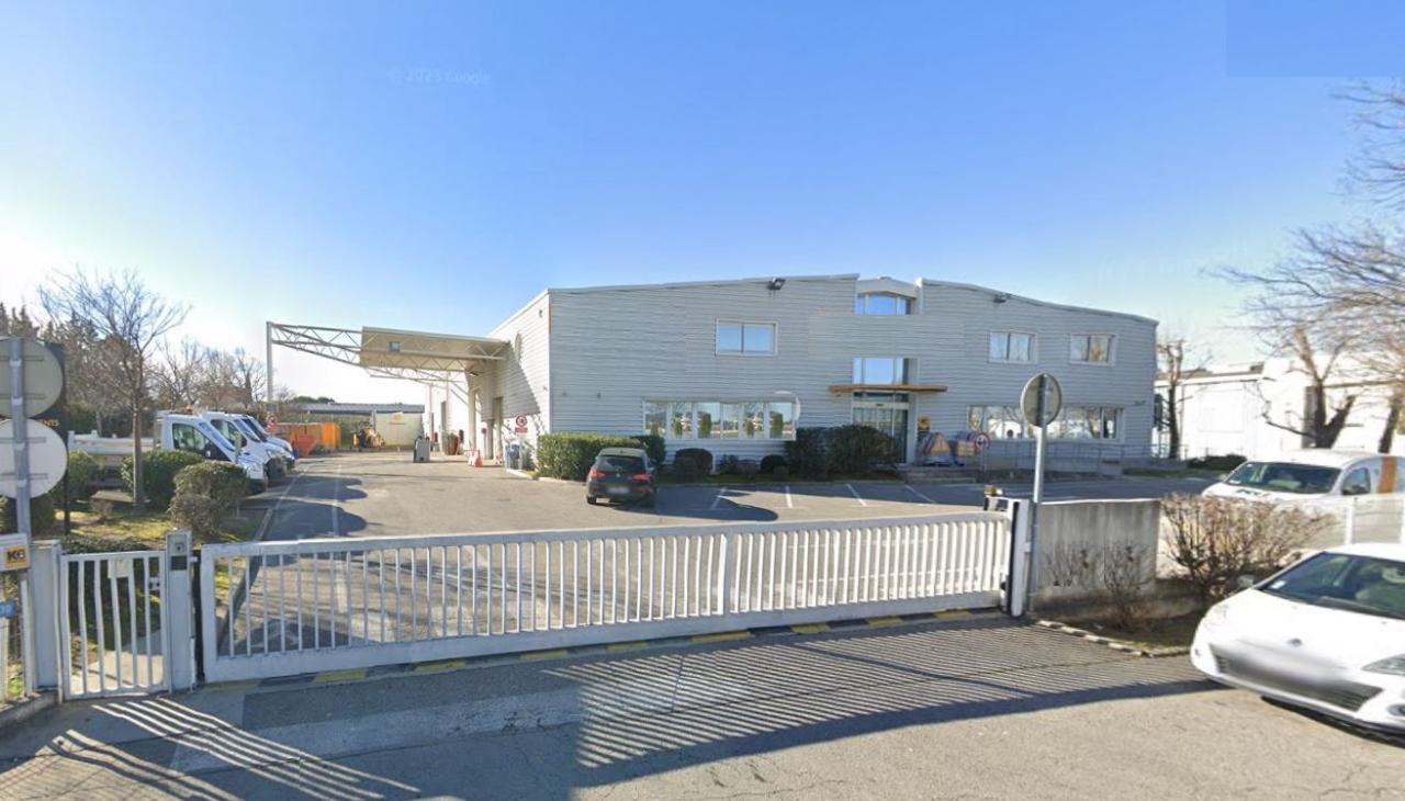 Local d'activité LES-MILLES 1300m² Location local d'activité LES-MILLES Bouches-du-Rhône OLACT2531661 0